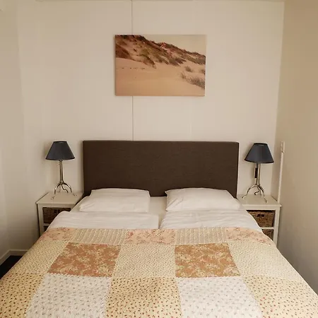 Huize De Duinen 3* 버겐안지